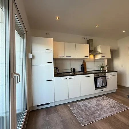 Neu Eingerichtete 75qm Boarding House Aachen * Würselen