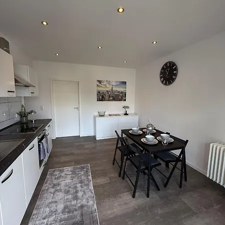 Neu Eingerichtete 75qm Boarding House Aachen Daire *