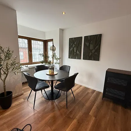 Neu Eingerichtete 75qm Boarding House Aachen Daire