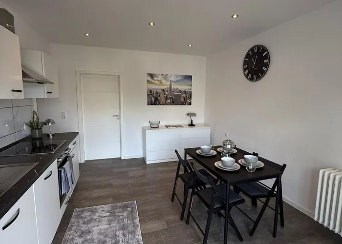 Neu Eingerichtete 75qm Boarding House Aachen 公寓 *